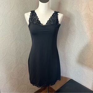 Somo Lace little black dress 0 great condition lots of stretch